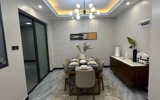 CRYSTAL OAK – LUXURY LIVING AT LAVINGTON